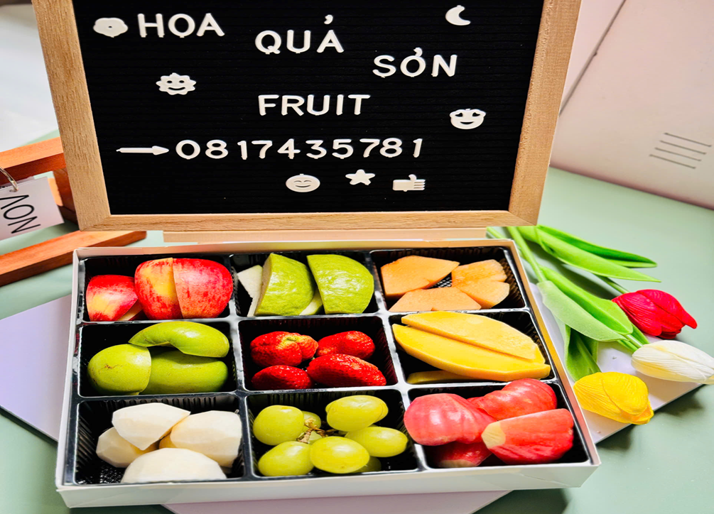 Trái cây cắt sẵn
