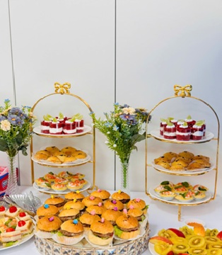 Tiệc Canape